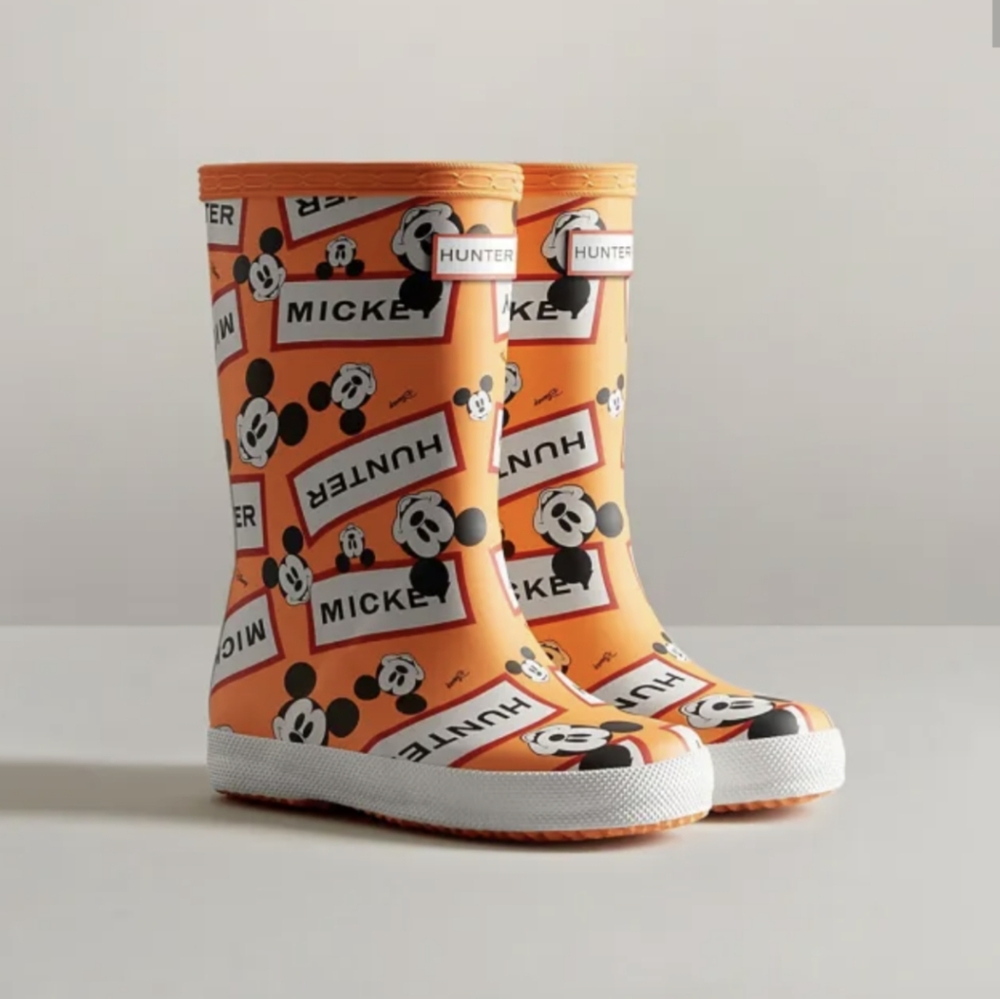 Hunter Disney Collection Mickey Mouse orange rain boots Sz 13 boys/ 1 girl EUC
